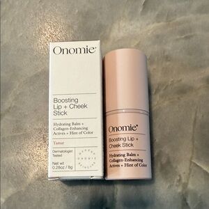 Onomie Boosting Lip & Cheek Stick  - Tamar Wine
